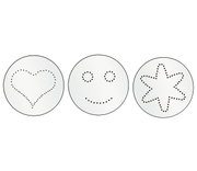 Drei runde Dekorierstreueraufsätze mit Lochmustern in Herz-, Smiley- und Sternform, von oben betrachtet.
