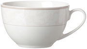 Elegante weiße Kaffeetasse Isabella 250ml mit floralem Muster, seitliche Perspektive