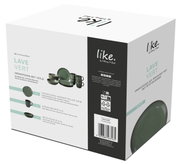 Verpackung des 12-teiligen Frühstücks-Sets 'Lave Vert' von Villeroy & Boch, schräg von vorne fotografiert, zeigt Teller, Tassen und Schalen in grünem Steingut.