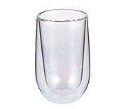 Transparentes Latte Macchiato Glas, frontal fotografiert, mit doppelwandigem Design.