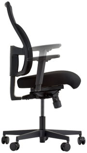 Moderne zwarte draaistoel met ergonomisch ontwerp, zijaanzicht