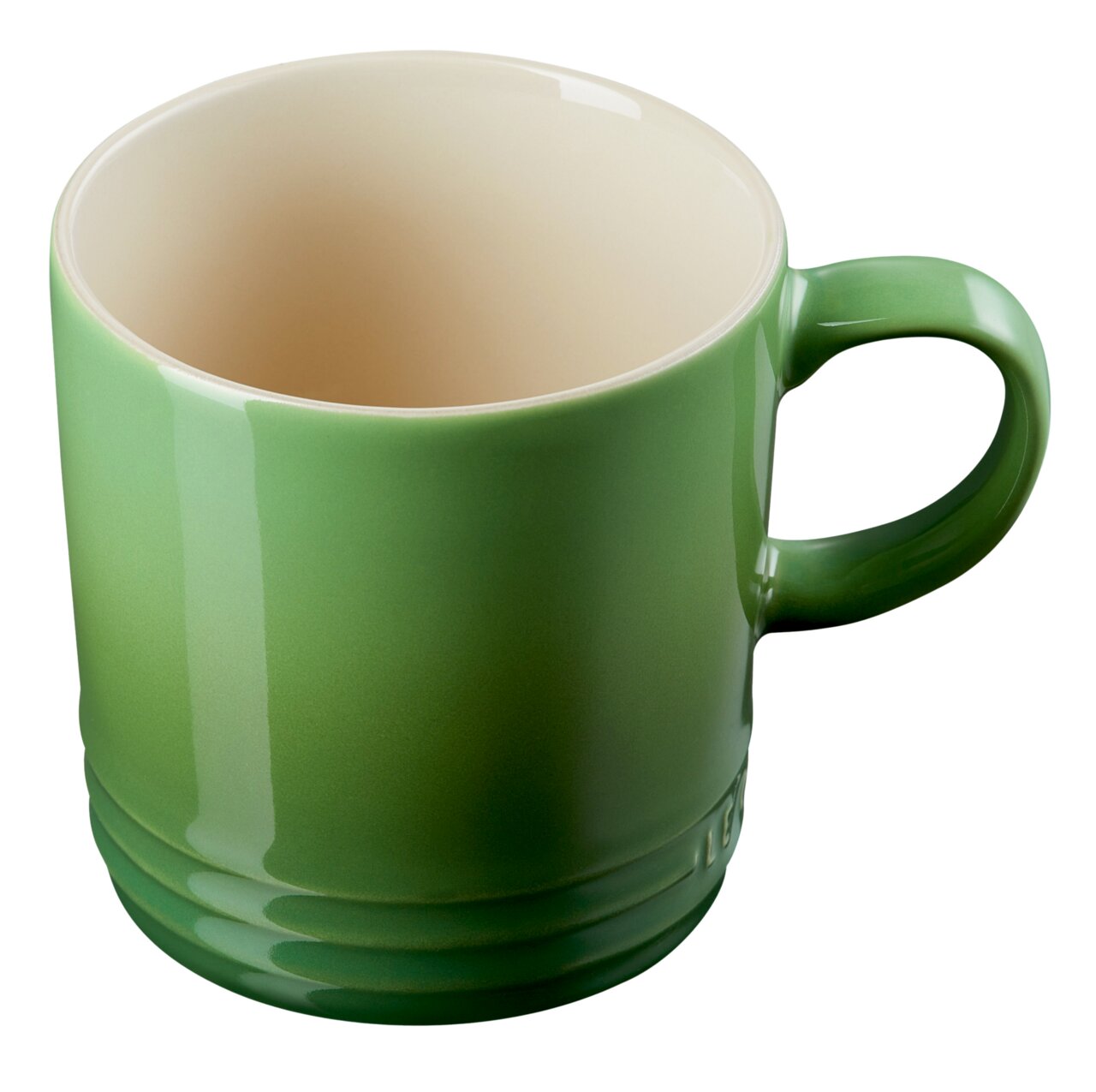 Grüner Becher aus Bambus, seitliche Perspektive