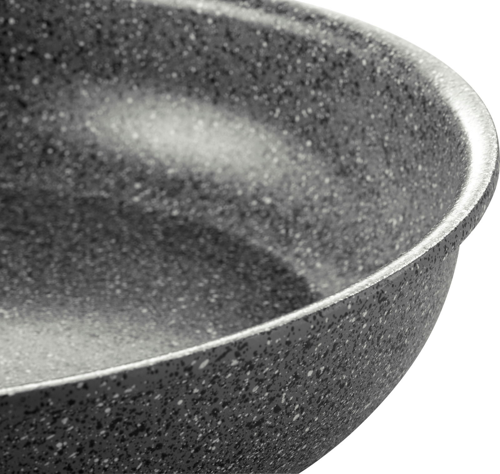 Nahaufnahme einer grauen, marmorierten Pfanne mit Antihaftbeschichtung, seitliche Perspektive