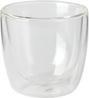 Transparenter doppelwandiger Glasbecher, seitliche Perspektive