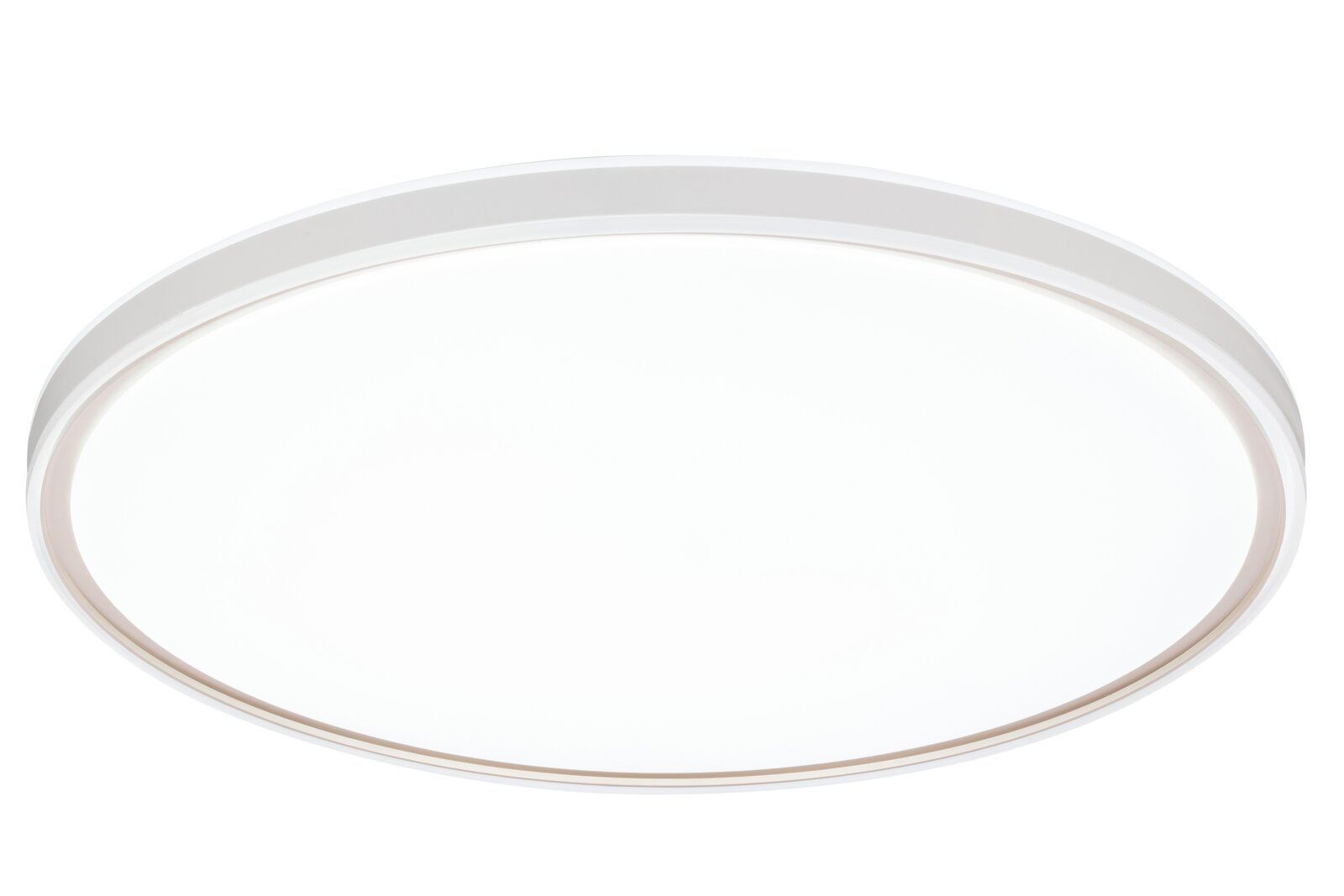 Ronde, platte witte LED plafondlamp met slanke rand, gezien schuin van onderen (onderaanzicht) op een witte achtergrond