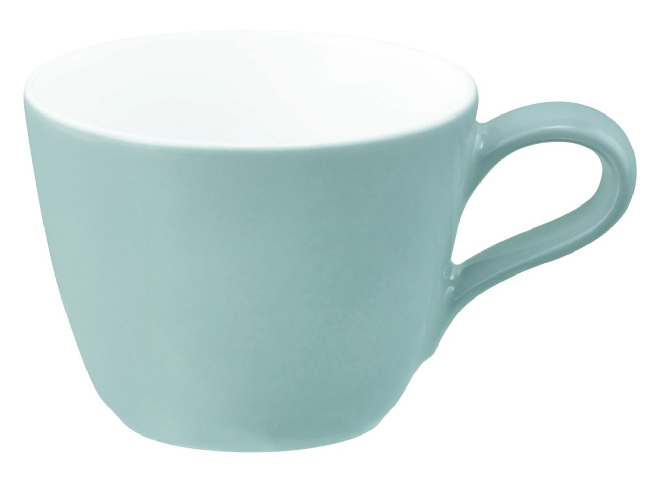 Espressotasse in sanftem Grün, seitliche Perspektive