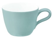 Espressotasse in sanftem Grün, seitliche Perspektive