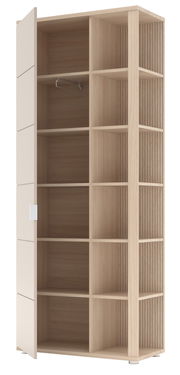 Offener Garderobenschrank aus hellem Holz mit mehreren Regalfächern und einer Tür, seitliche Perspektive.