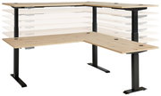 Höhenverstellbarer E-Eckschreibtisch Voleo DETROIT in Holzoptik mit schwarzem Gestell, seitliche Perspektive
