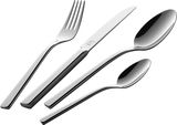 Elegantes, poliertes Besteckset bestehend aus Gabel, Messer, Esslöffel und Teelöffel in schräger Perspektive.
