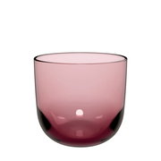 Rosa Wasserglas aus Glas, seitliche Perspektive