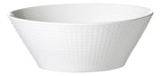 Weiße Servierschale mit strukturierter Oberfläche, seitliche Perspektive