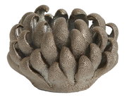Teelichthalter in Form einer stilisierten Blume mit metallischer Oberfläche, seitliche Perspektive