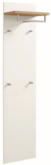 Weißes Paneel mit Holzablage und Kleiderhaken, seitliche Perspektive