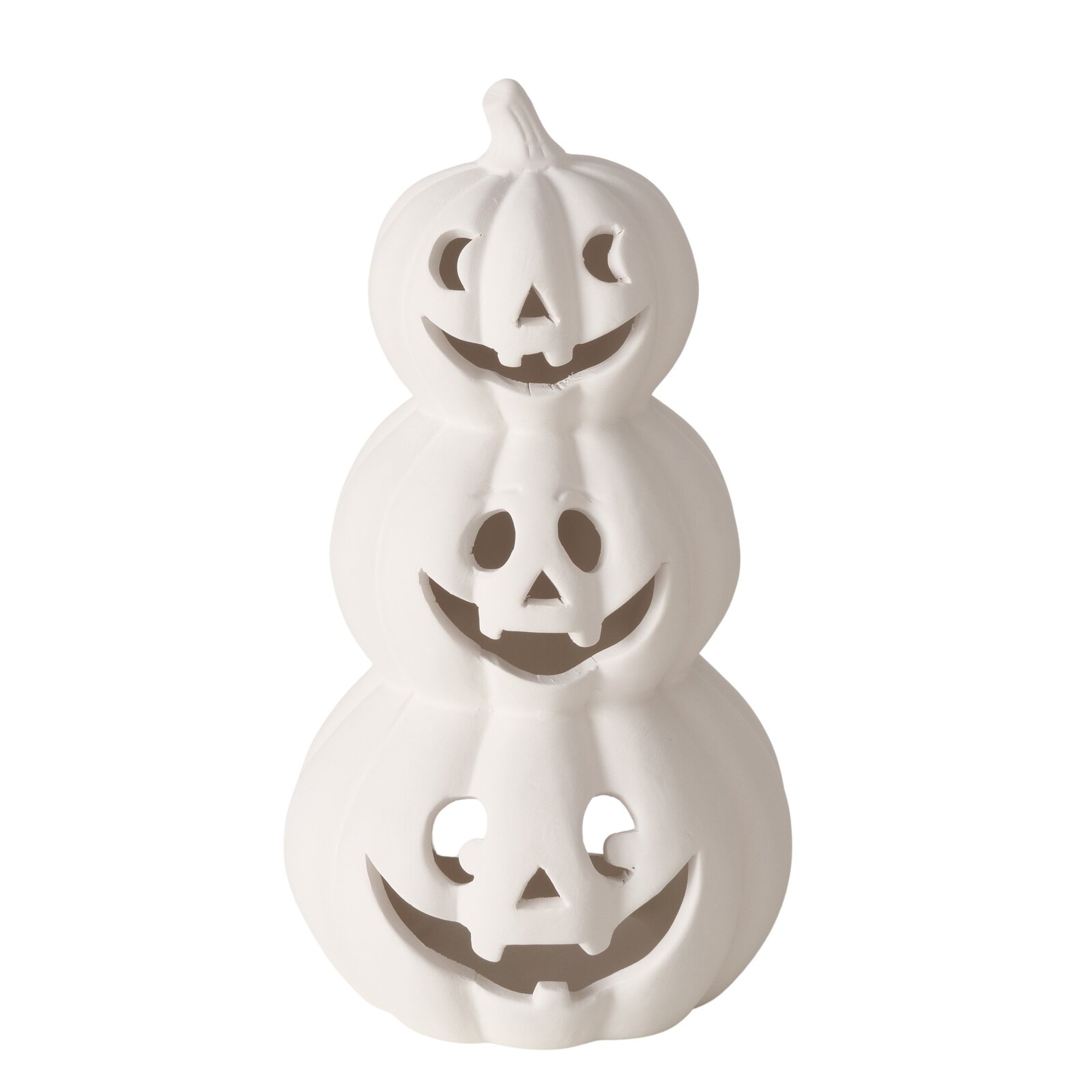 Weißer Teelichthalter in Form von drei gestapelten Kürbissen mit geschnitzten Gesichtern, frontal betrachtet.