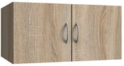 Holzfarbener Wandschrank mit zwei Türen und silbernen Griffen, seitliche Perspektive