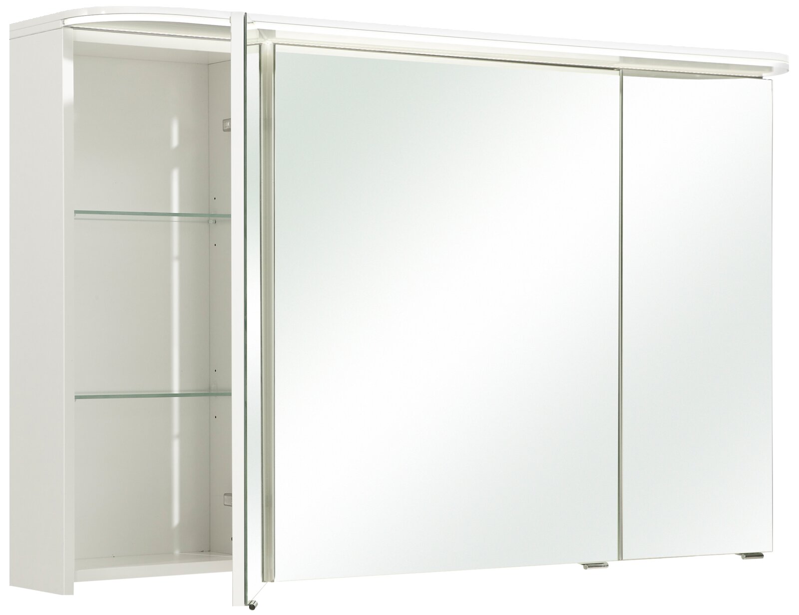 Spiegelschrank mit zwei Schiebetüren, teilweise geöffnet, zeigt Glasregale im Inneren, Perspektive von vorne links