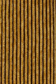 Nahaufnahme eines gestreiften Stoffmusters in Gelb- und Brauntönen, von oben betrachtet.