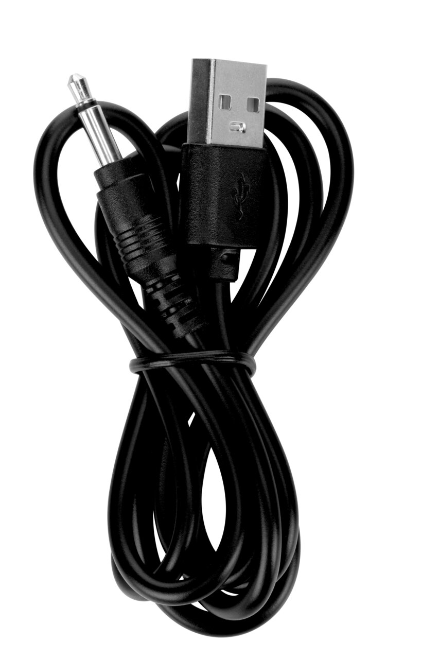 Zwarte USB-oplaadkabel met jackplug, gefotografeerd van bovenaf