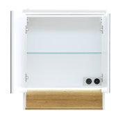 Offener Spiegelschrank mit zwei Türen, einem Glasregal und integrierter Steckdose, aus der Frontansicht.