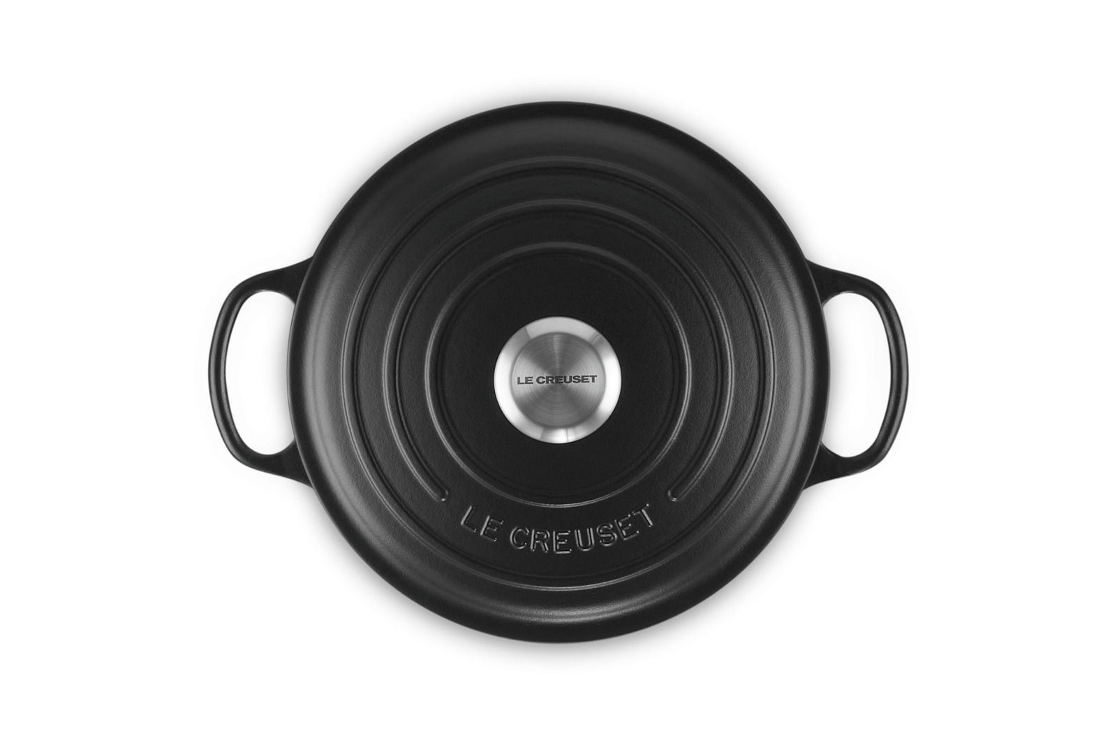 Schwarzer Gourmet-Bräter von oben mit zwei Griffen und Le Creuset-Logo auf dem Deckel.