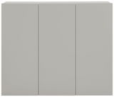 Frontansicht eines modernen, grauen Hängeschuhschranks mit drei Türen.