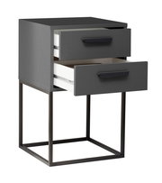 Moderne Nachtkommode mit zwei offenen Schubladen, seitliche Perspektive