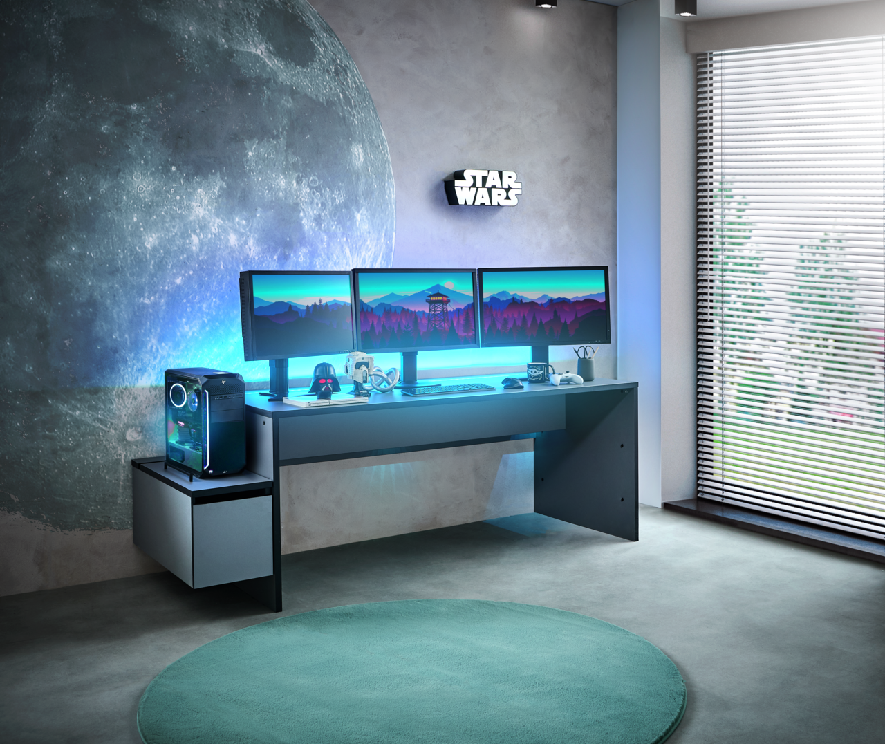 Novel Towerunit (Container) SUPERCHARGE Moderner Gamingtisch mit drei Monitoren, beleuchtetem Hintergrund und Towerunit, seitliche Perspektive.