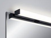 Moderne Wandleuchte LADO-S in schwarzem Design, seitliche Perspektive