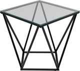 Moderner Beistelltisch mit Glasplatte und geometrischem Metallgestell, seitliche Perspektive