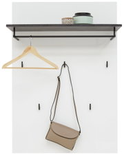 Garderobenpaneel mit Ablage, Kleiderstange und Haken, frontal betrachtet. Auf der Ablage stehen dekorative Dosen, ein Kleiderbügel hängt an der Stange und eine Tasche an einem der Haken.