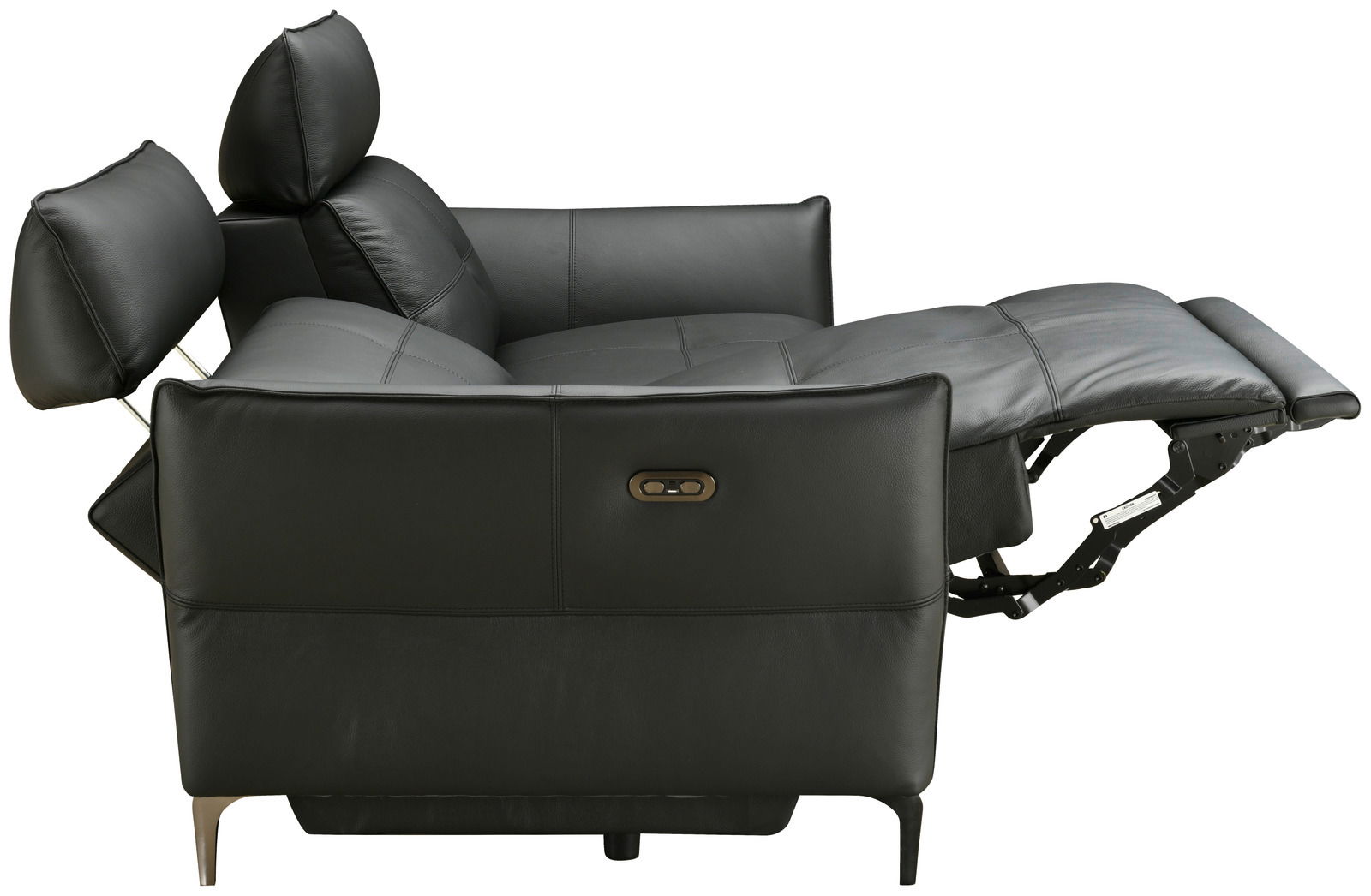 Seitliche Ansicht eines schwarzen Ledersofas mit verstellbarer Rückenlehne und Fußstütze in Liegeposition.