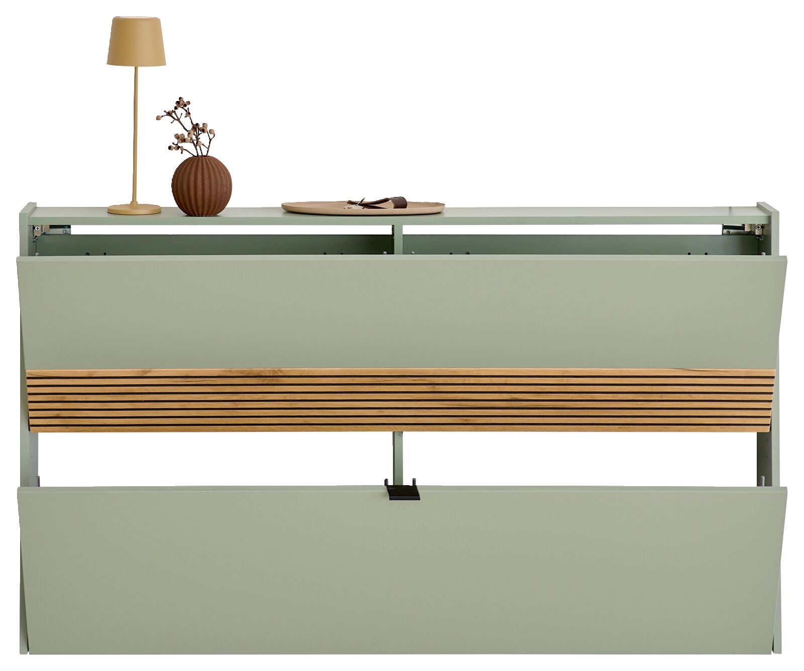 Frontale Ansicht eines modernen Garderoben-Sets in Taupegrün mit Holzdetails, dekoriert mit einer Lampe und einer Vase.