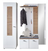 Garderobenkombination Set 81 in Frontalansicht mit weißem Schrank, Holzdetails, Spiegel, Sitzbank und Hakenleiste.