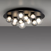 Moderne LED-Deckenleuchte mit mehreren kugelförmigen Glühbirnen, von unten betrachtet.