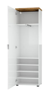 Offener weißer Garderobenschrank mit Holzakzent oben, mehrere Regalböden und Kleiderstange, Frontalansicht.