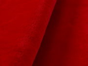 Nahaufnahme eines roten Fellteppichs mit weicher Textur