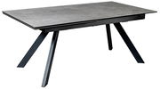 Moderner Esstisch mit grauer Tischplatte und schwarzen, schrägen Beinen, seitliche Perspektive