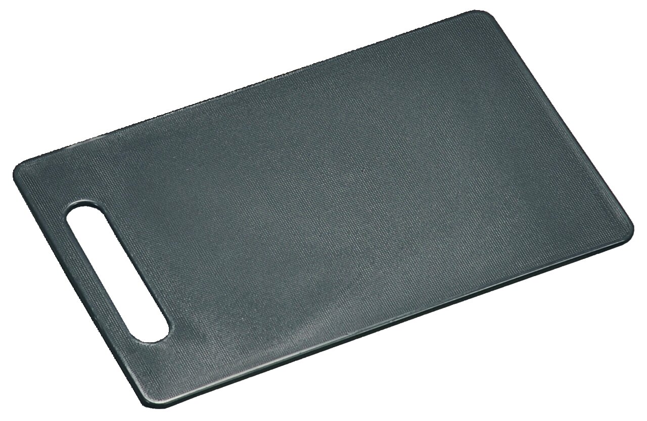 Kesper Schneidebrett HOMEWARE Schwarzes Schneidebrett aus PE-Kunststoff mit Griffloch, schräg von oben fotografiert.