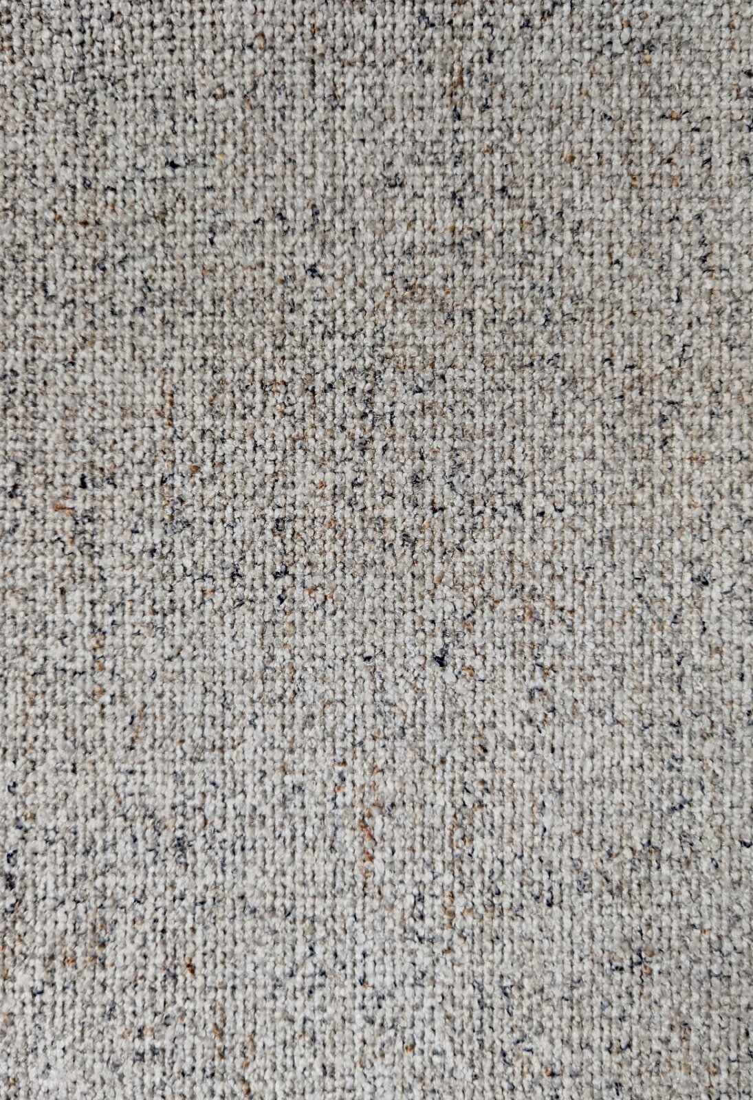 Dieter Knoll Armlehnstuhl PABLO Nahaufnahme eines beige-gemusterten Stoffes, möglicherweise Polsterung für den Armlehnstuhl Dieter Knoll Armlehnstuhl PABLO.