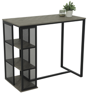 Moderner Bartisch mit Metallrahmen und Holzoberfläche, seitliche Regale mit Gitterdesign, Perspektive von schräg vorne.