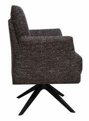 Seitenansicht eines modernen Drehsessels mit dunklem Stoffbezug und schwarzem Metallfuß.