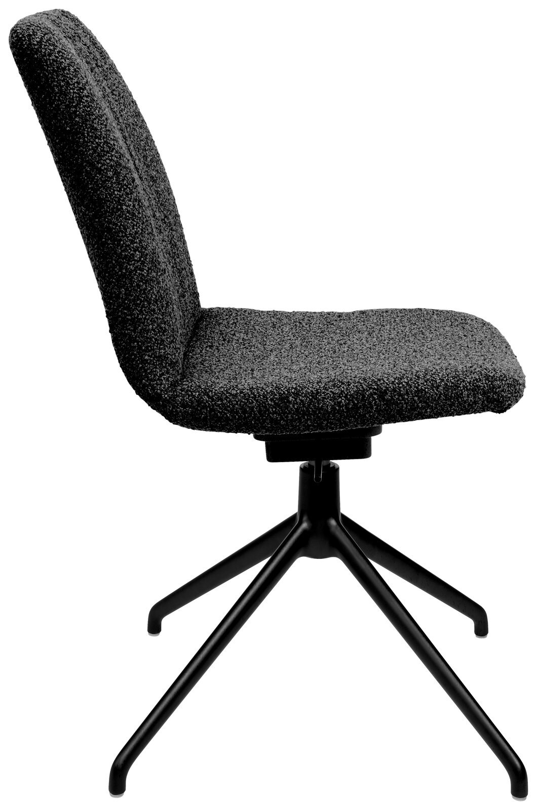 Moderner grauer Stuhl mit gepolsterter Sitzfläche und Rückenlehne, seitliche Perspektive, schwarzes Metallgestell mit vier Beinen.