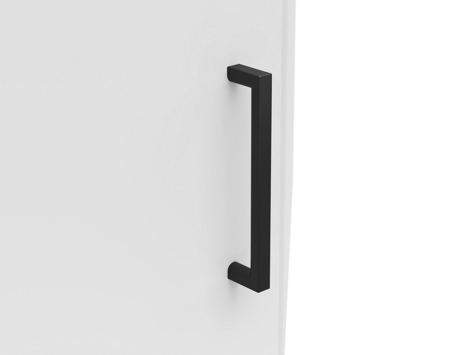 Schwarzer Griff an einer weißen Schranktür, seitliche Perspektive