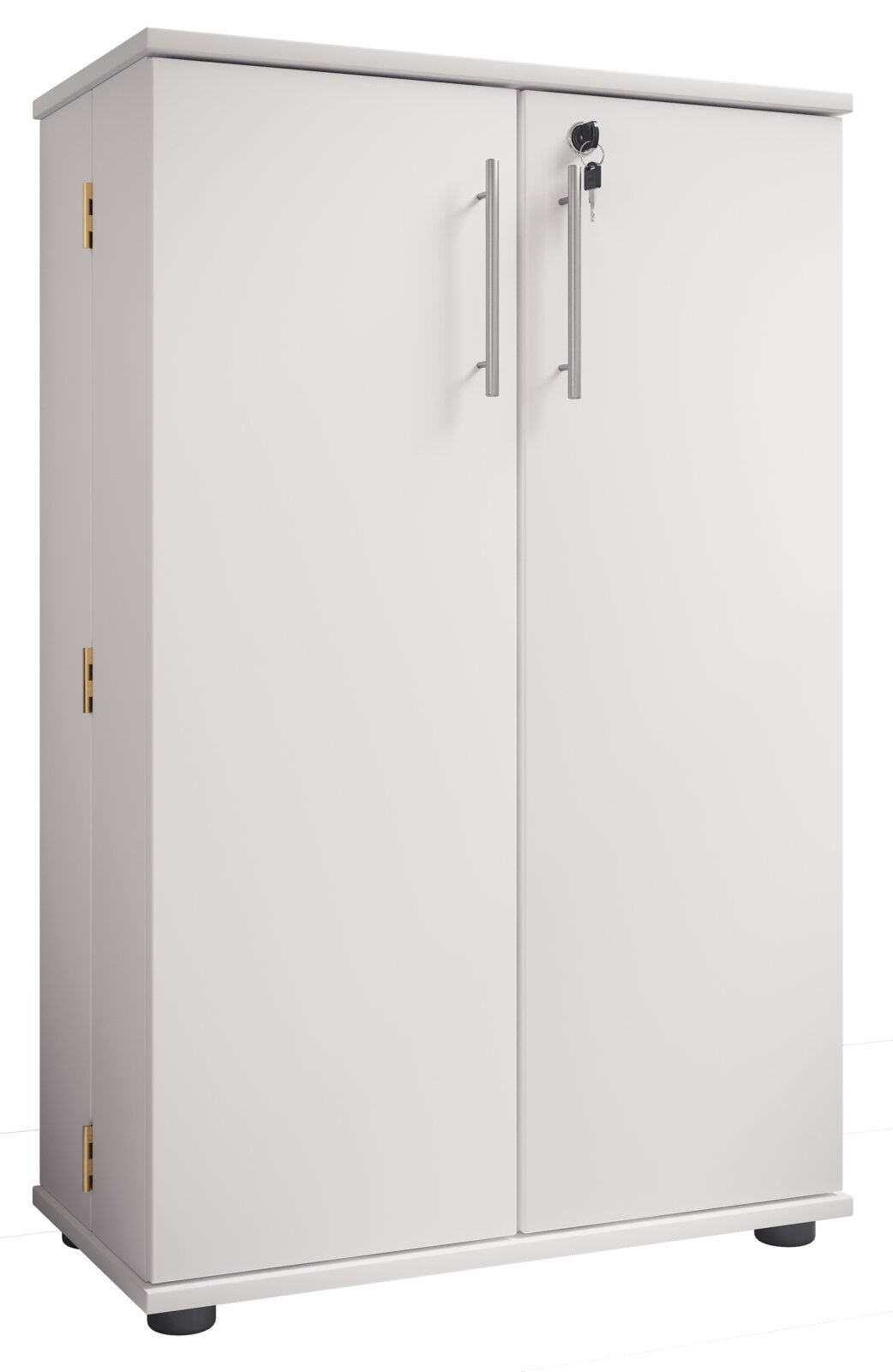 Weißer, abschließbarer Aufbewahrungsschrank mit zwei Türen und langen Metallgriffen, freigestellt auf weißem Hintergrund, Ansicht schräg von vorne links