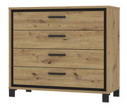 Kommode aus Holz mit vier Schubladen, schwarze Griffe und Beine, Frontalansicht