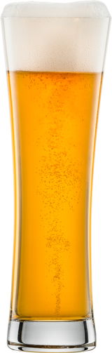 Weizenbierglas mit Schaumkrone, gefüllt mit sprudelndem Bier, Frontalansicht