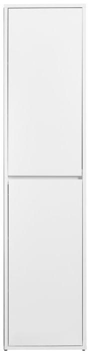 Hochschrank in weißer Farbe, frontal fotografiert