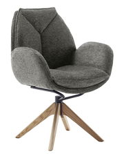 Grauer Armlehnstuhl mit Holzbeinen, seitliche Perspektive