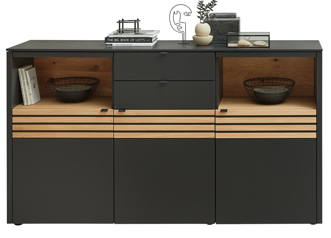 Modernes Sideboard in dunklem Holz und Schwarz mit offenen Fächern und Schubladen, frontal fotografiert.